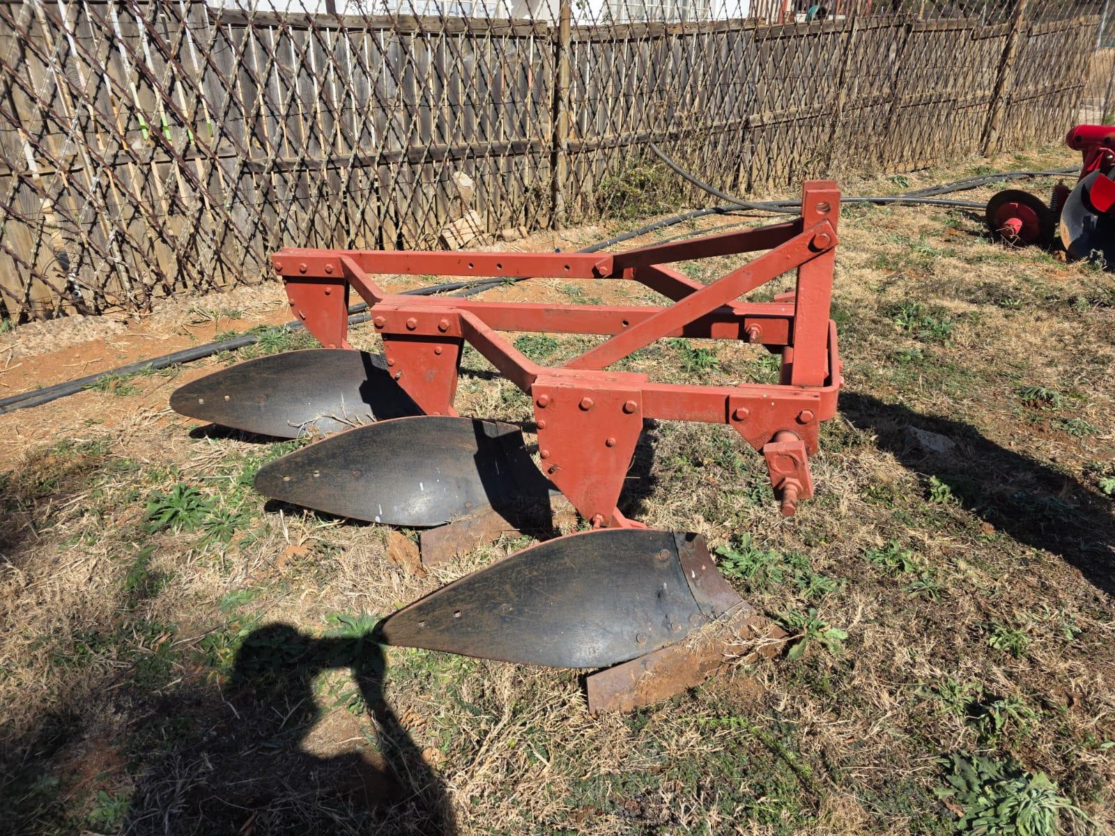 3-Furrow Mouldboard Plough