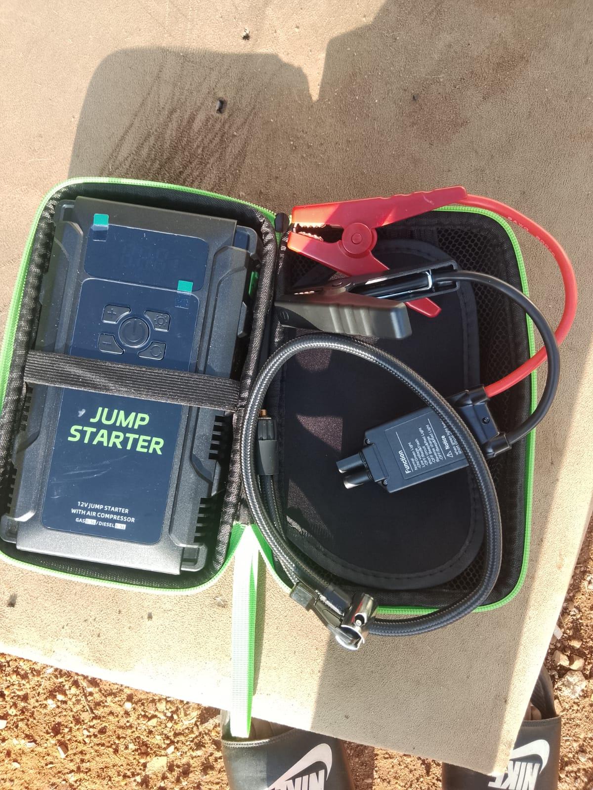 4 in 1 jump starter